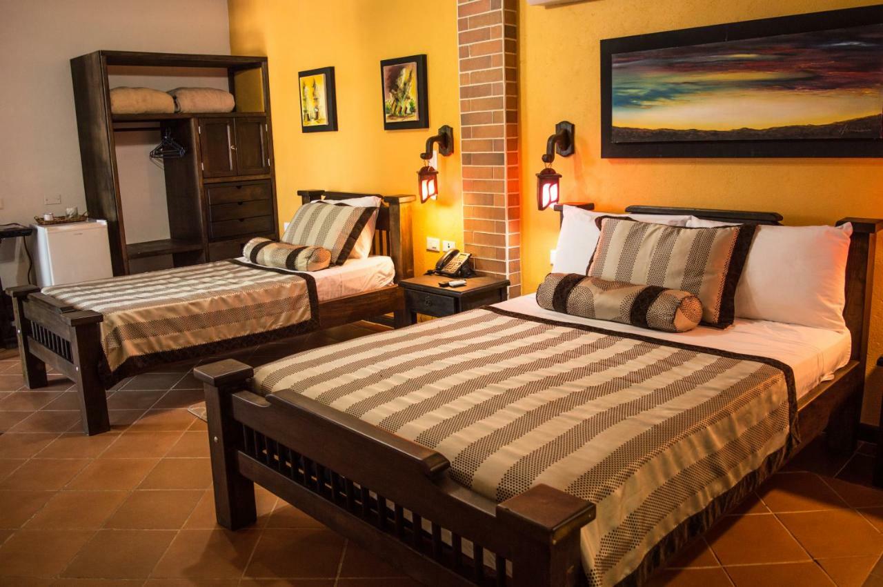 Hotel El Virrey Boutique Honda 亨达 外观 照片